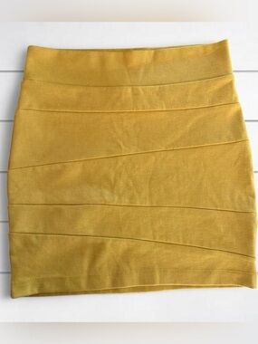 Vintage Yellow mini skirt